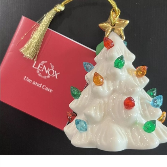 LENOX Treasured Traditions Lit Tree Ornament Christmas Holiday Decorations - Picture 13 of 13
